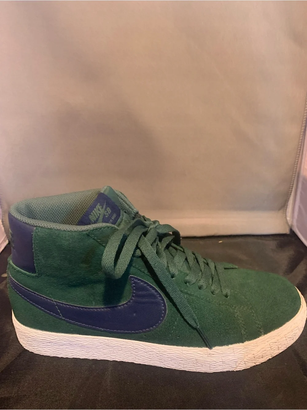 Nike Youth’s SV Zoom Blazer Mid-high Sneakers in Noble Green/Midnight Navy
